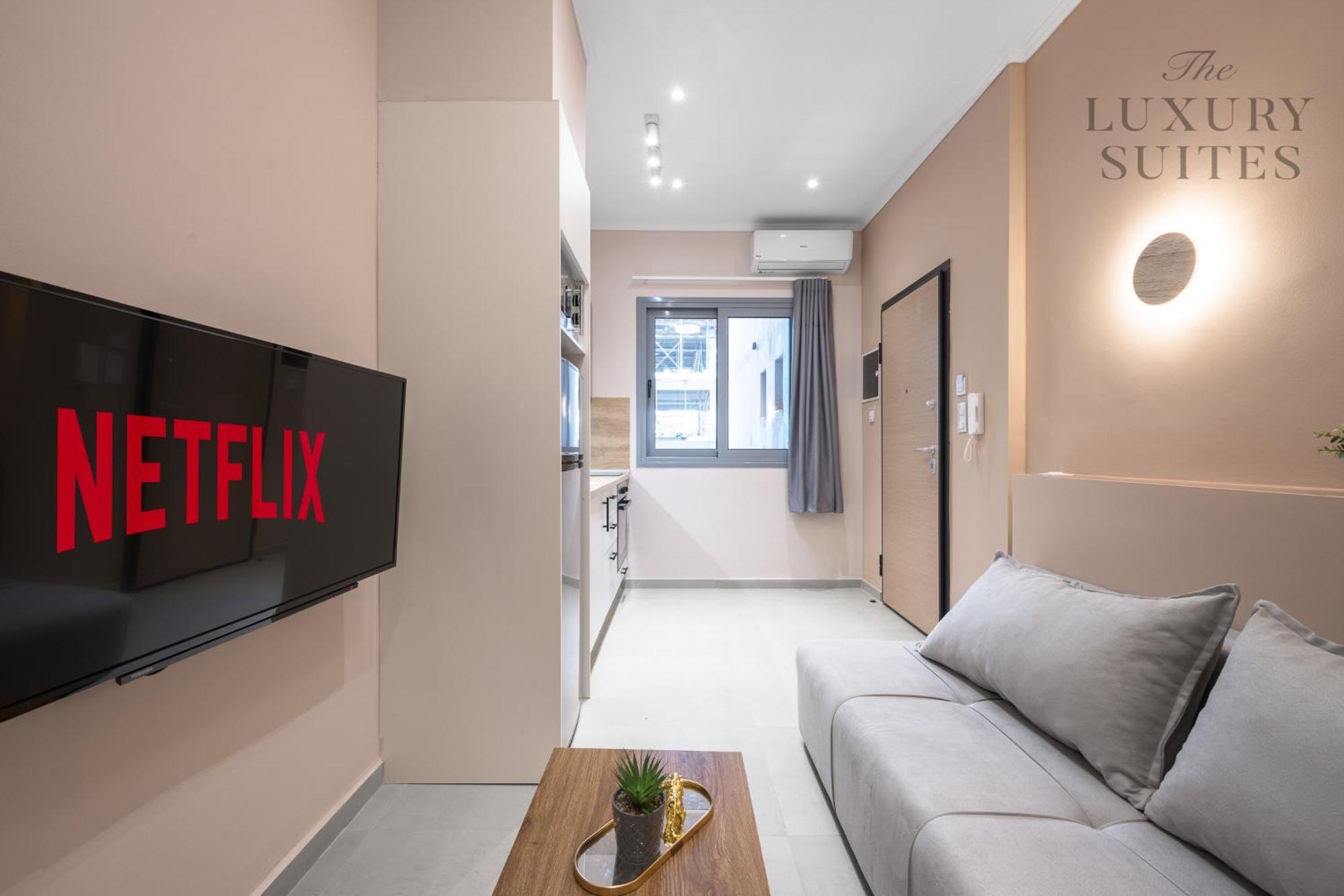 Aelia Apartments, The Luxury Suites Thessaloniki Buitenkant foto