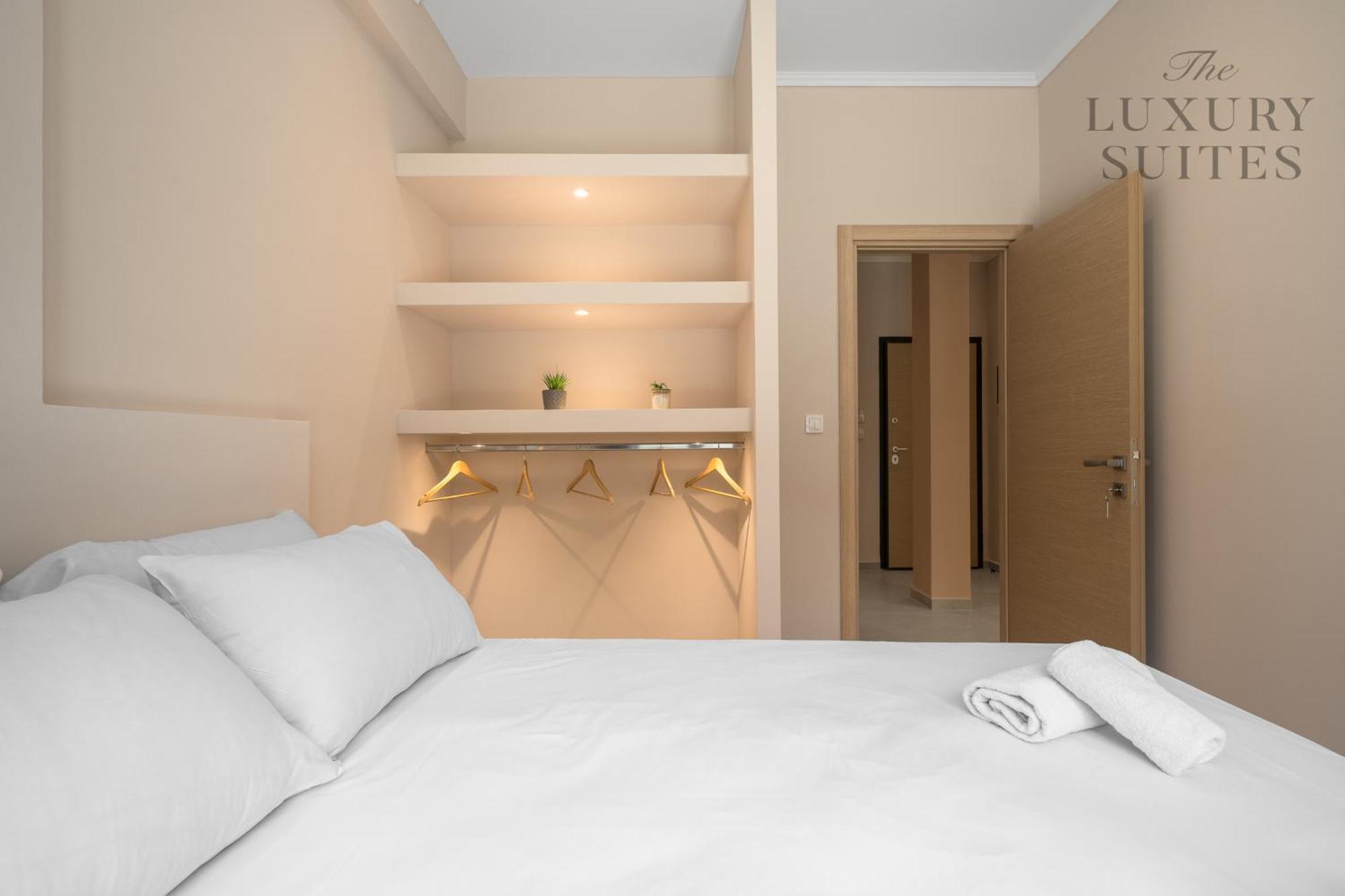 Aelia Apartments, The Luxury Suites Thessaloniki Buitenkant foto