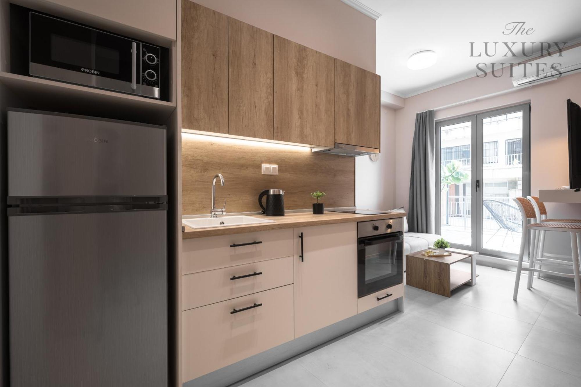 Aelia Apartments, The Luxury Suites Thessaloniki Buitenkant foto